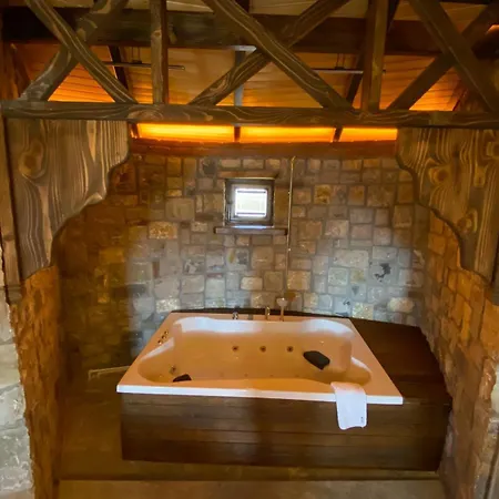 Dedeman Village Sapanca فندق *