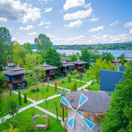 Hotel Dedeman Village Sapanca